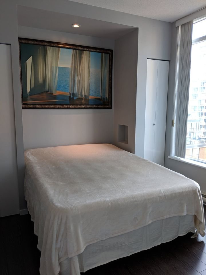 1 Bed 1 Bath Apartment